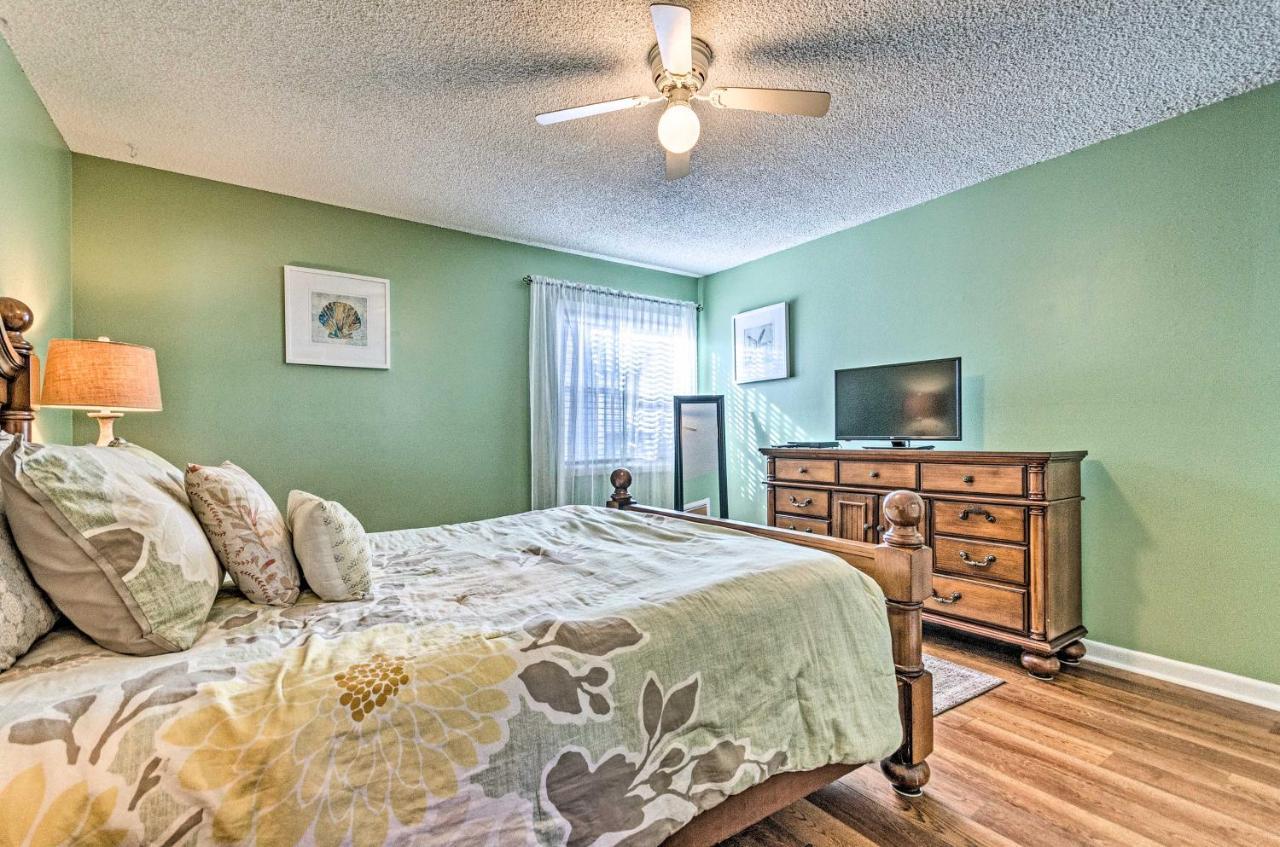 Renovated Pensacola Beach Condo With Community Pool! Exteriör bild