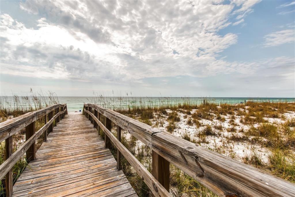 Renovated Pensacola Beach Condo With Community Pool! Exteriör bild