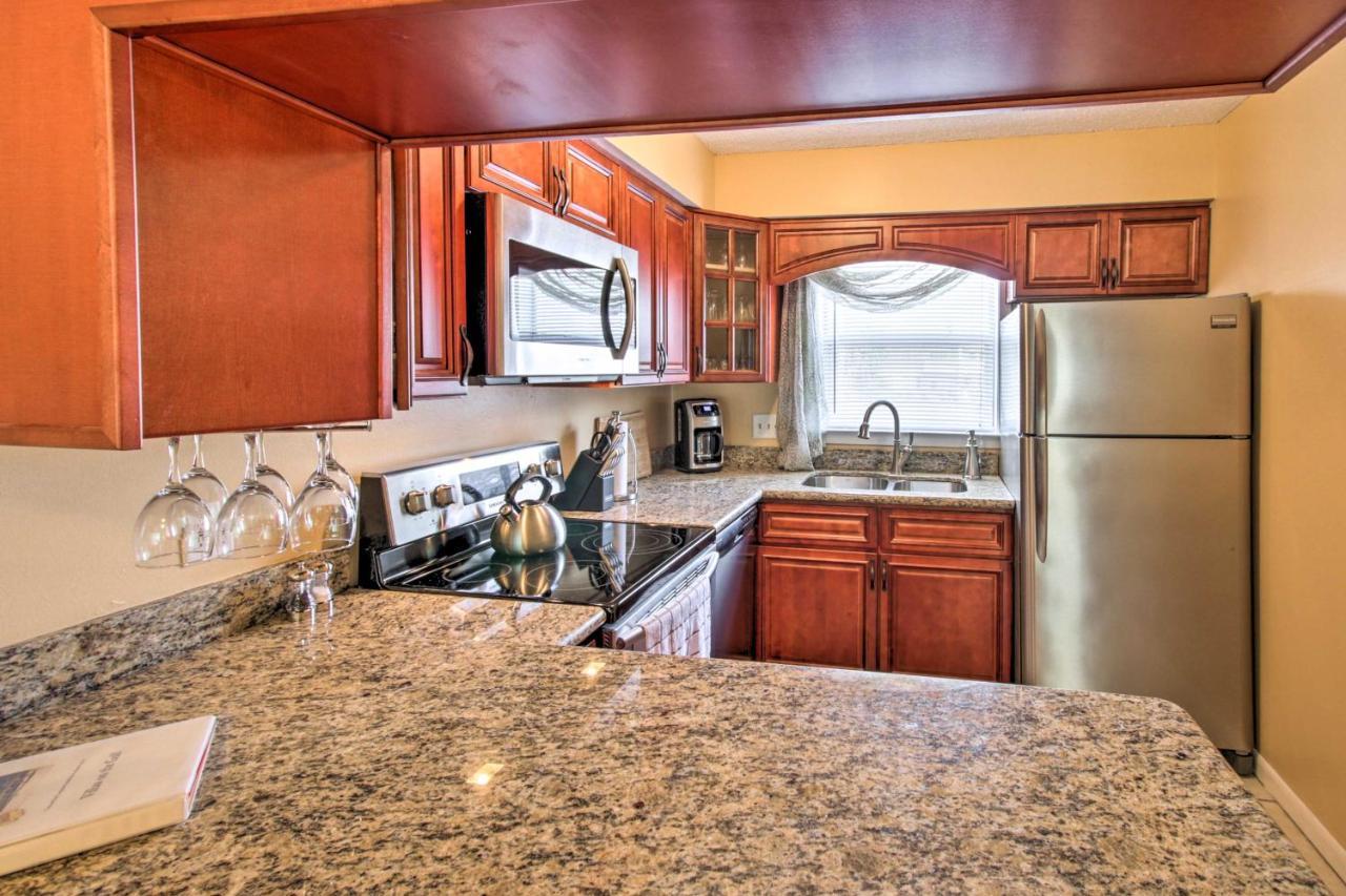 Renovated Pensacola Beach Condo With Community Pool! Exteriör bild